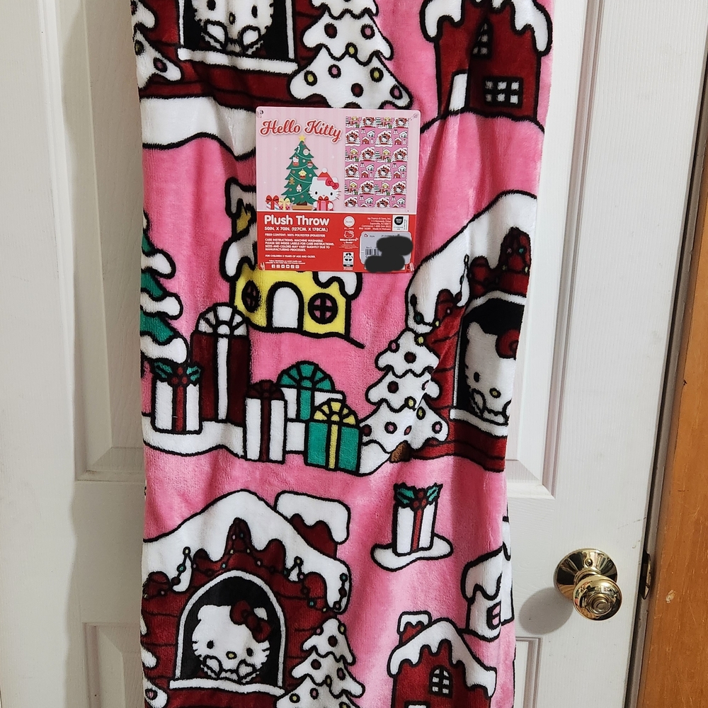Hello Kitty Pink Christmas Throw Blanket